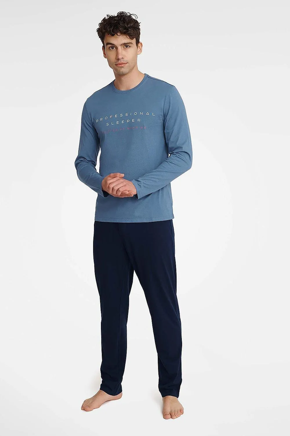 Henderson long sleeves and half-round neckline men's pajamas