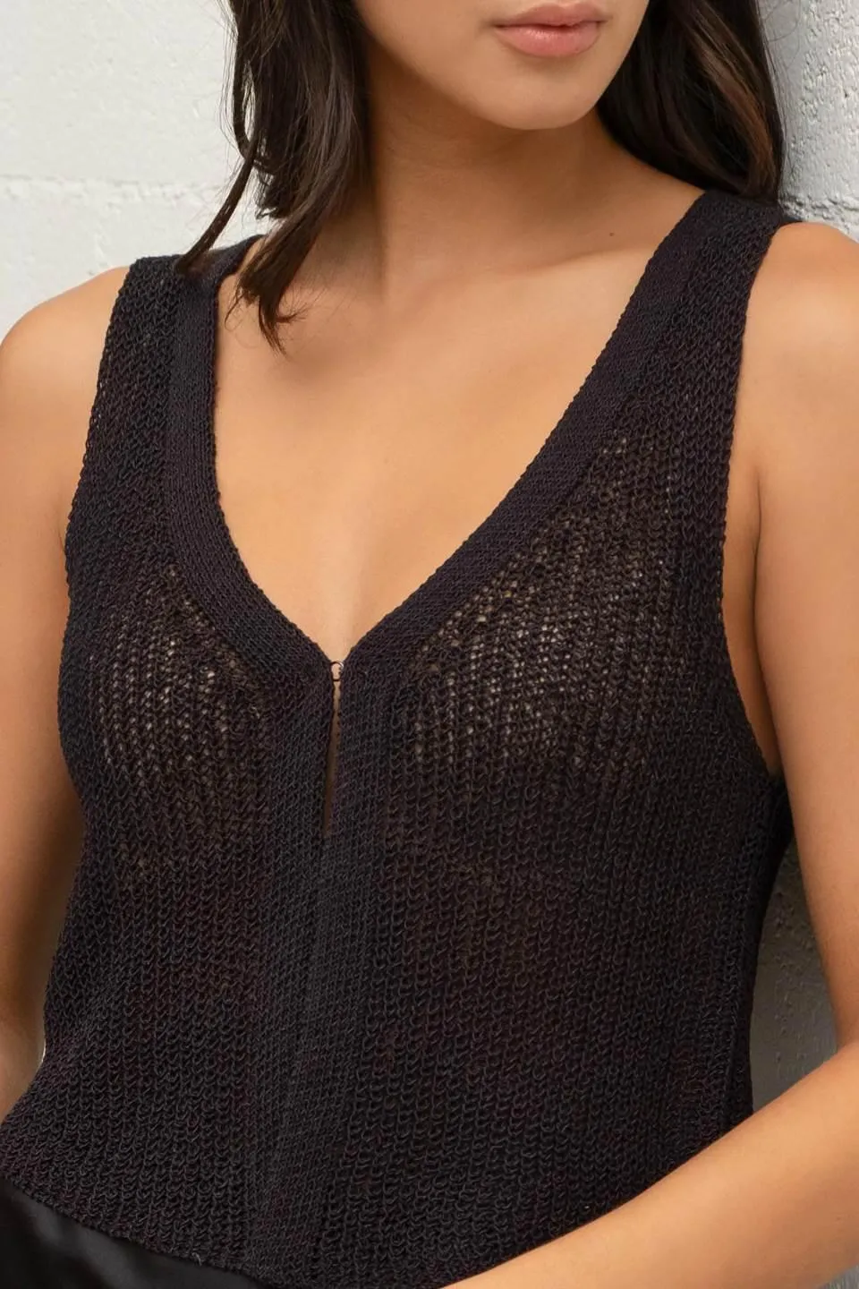 Hook and Eye Sleeveless Knit Sweater Vest-Black