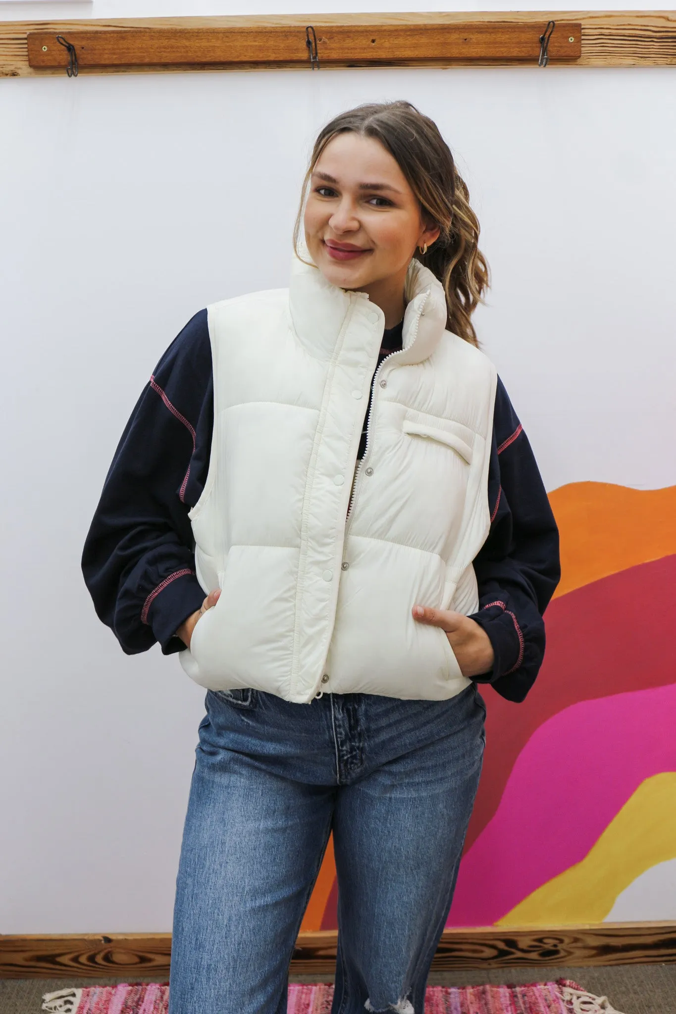 In The Valley Puffer Vest -2 Colors