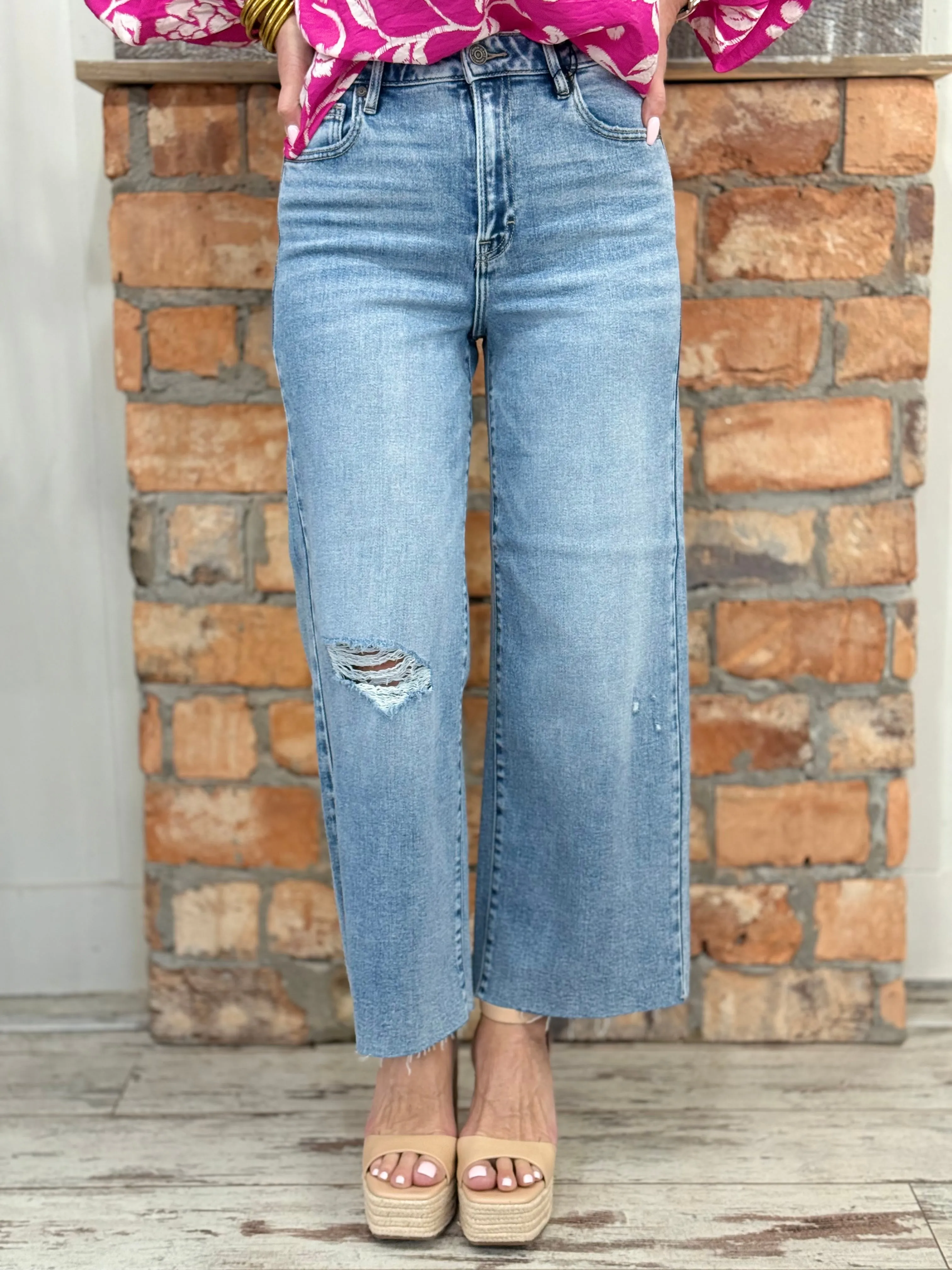 Raw Edge Cropped Wide Leg Jeans