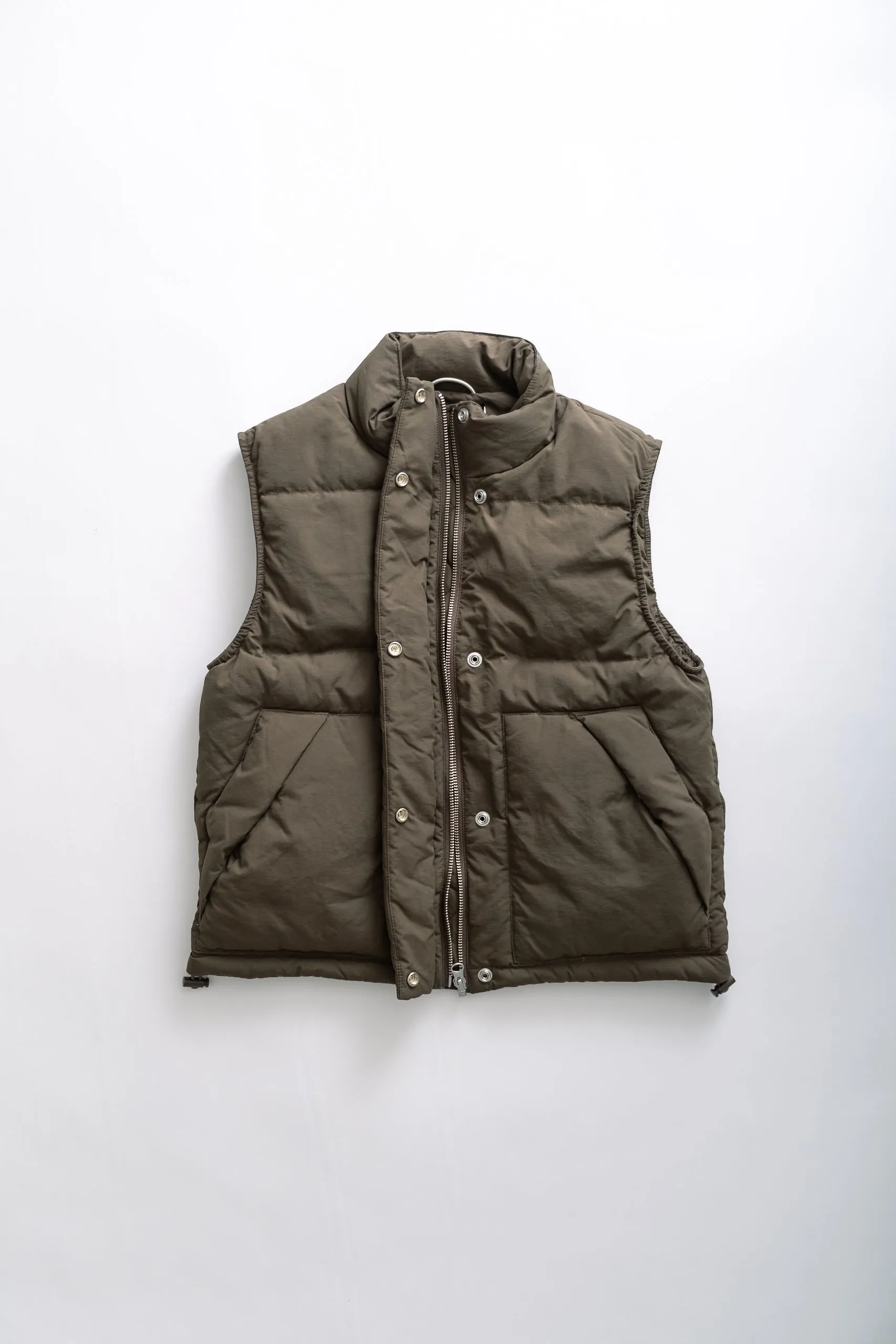 STAY QUILTED VEST - BROWN